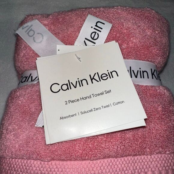 Calvin Klein Hand Towels Set of 2 Dusty Rose Pink 16x30” NWT - Picture 2 of 5
